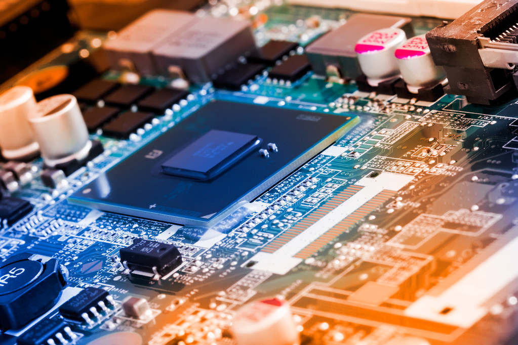 高盟新材2023年年度董事会经营评述